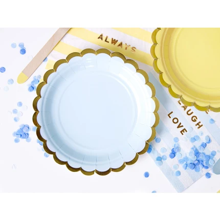 Light Blue Paper Plates (6 pcs. / 18 cm)